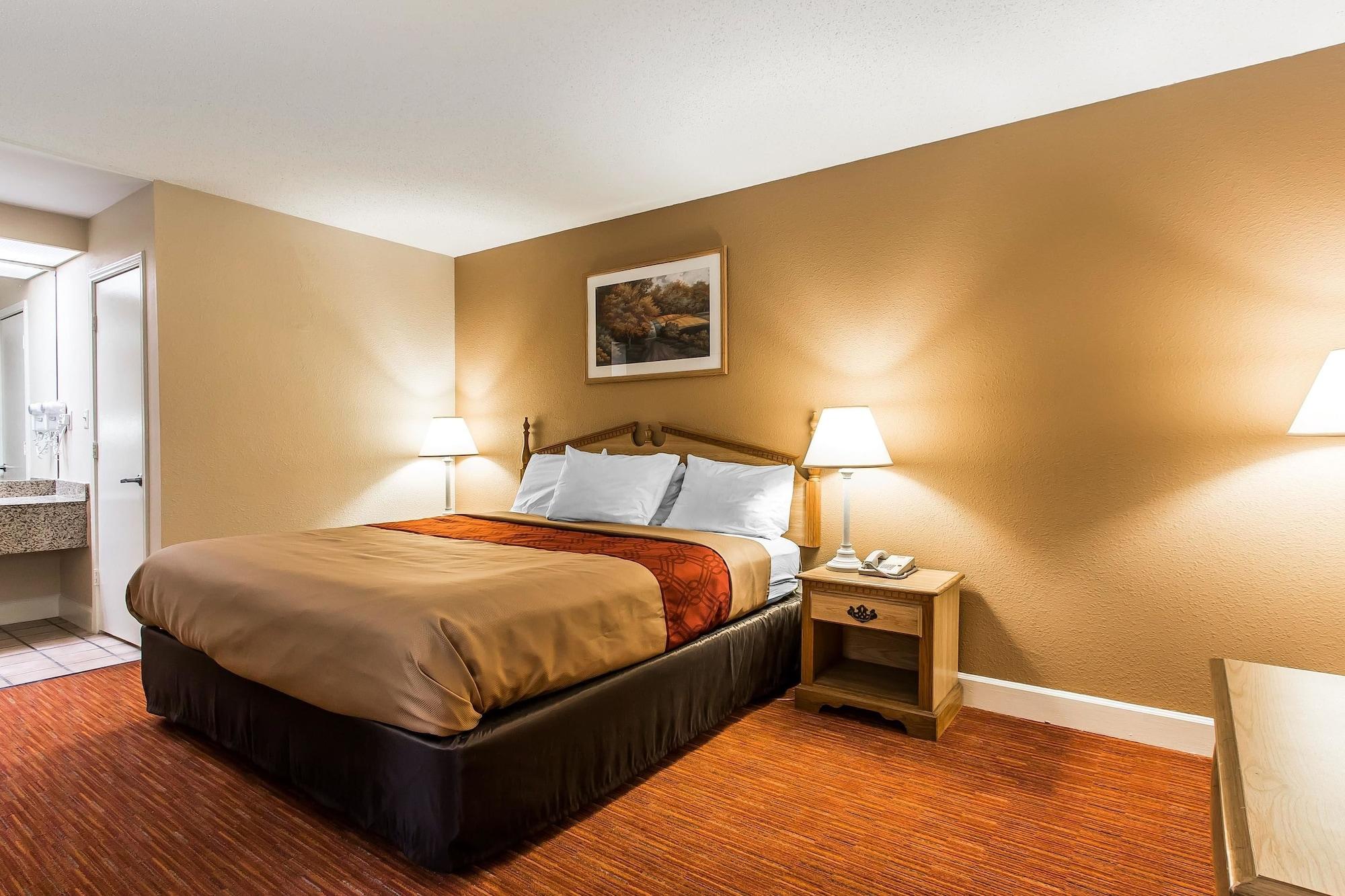 Econo Lodge Inn & Suites University Huntsville Dış mekan fotoğraf