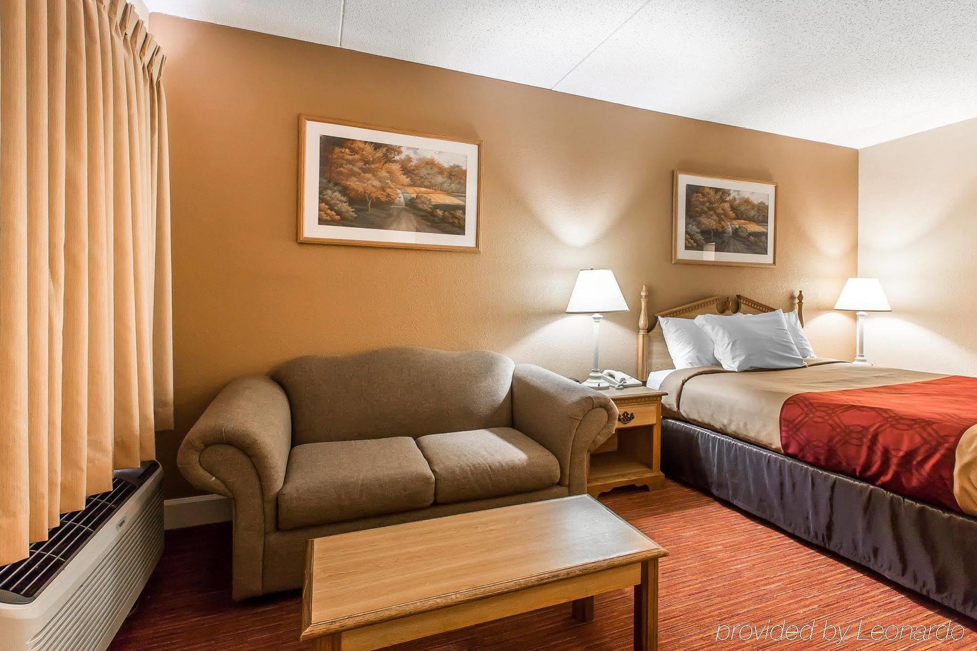 Econo Lodge Inn & Suites University Huntsville Dış mekan fotoğraf
